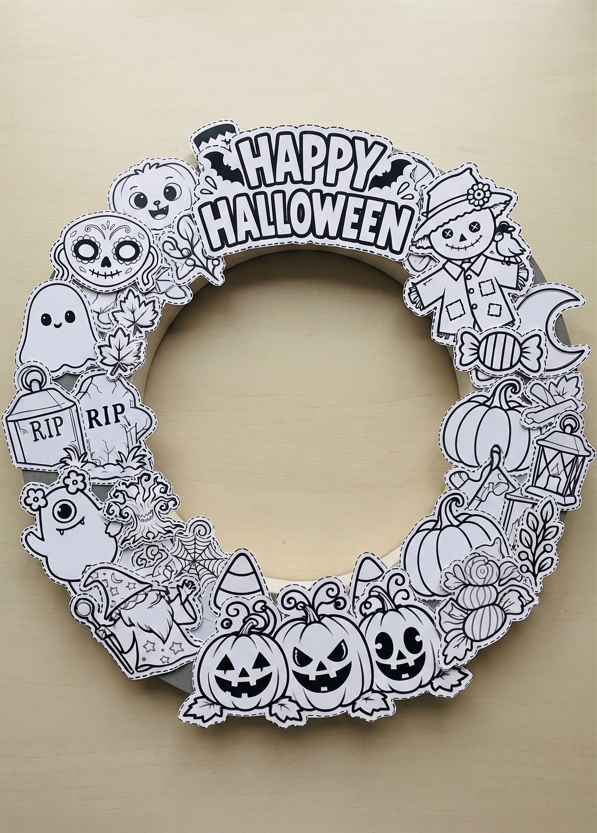 Halloween Wreath Craft for Kids, Printable Cut and Paste Wreath, Halloween Cutouts, Color Cut Glue Activity, Preschool Classroom Craft